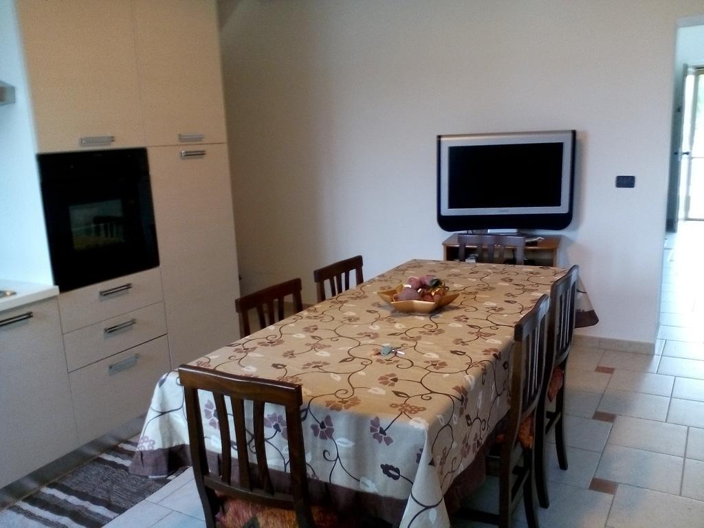 Marechiaro Vila Foce Varano Quarto foto