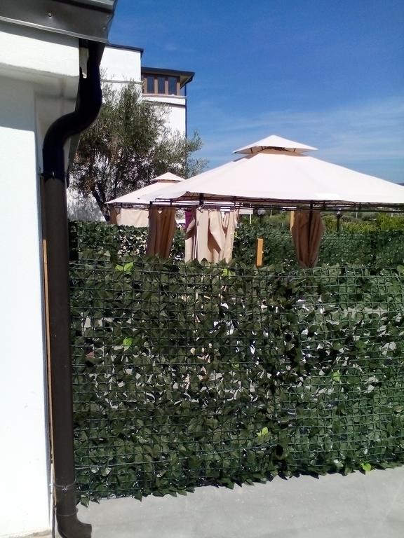 Marechiaro Vila Foce Varano Quarto foto
